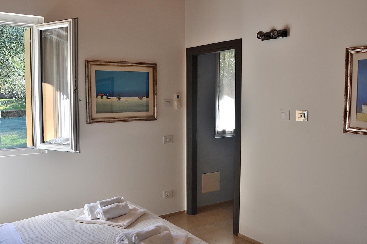 South Apartment With Pool Torri Del Benaco Zewnętrze zdjęcie